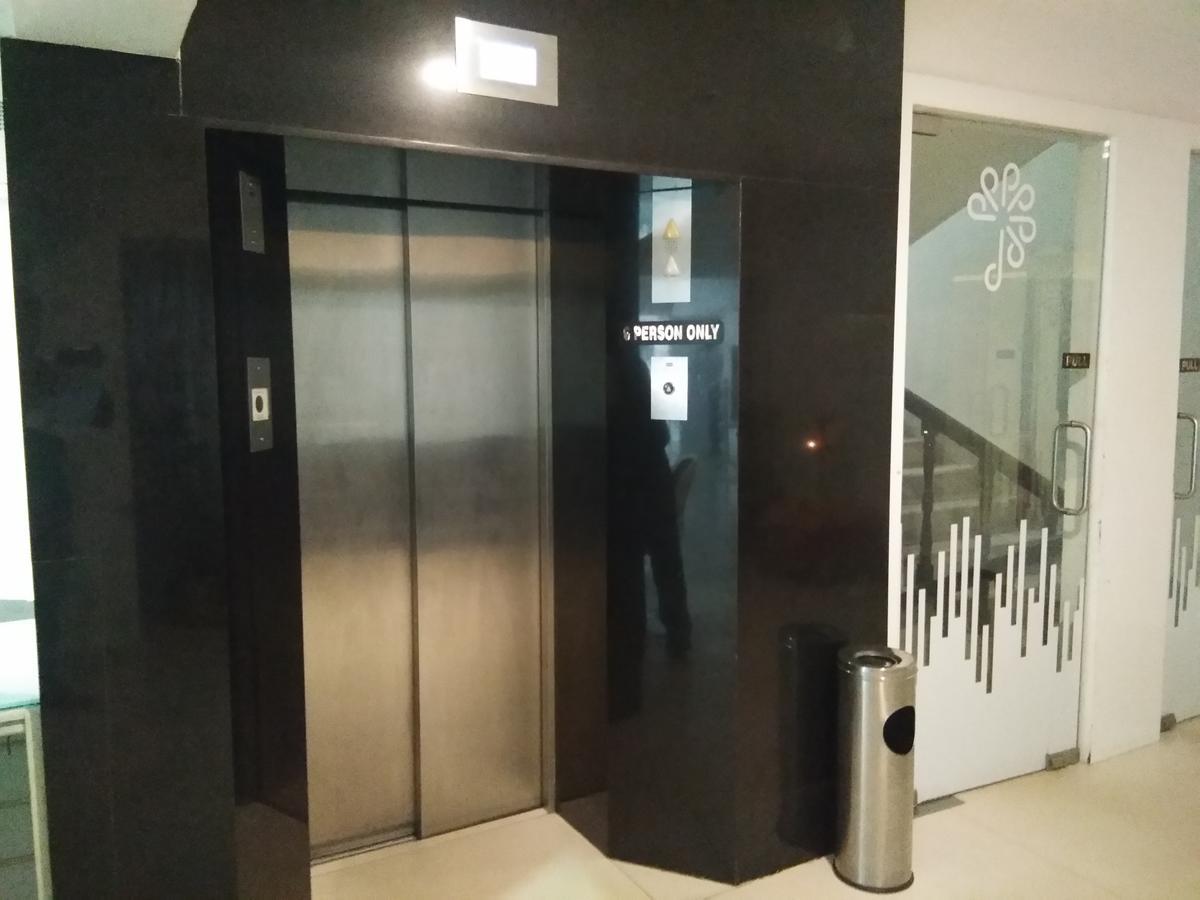 Hotel Pankaj 트리반드룸 외부 사진
