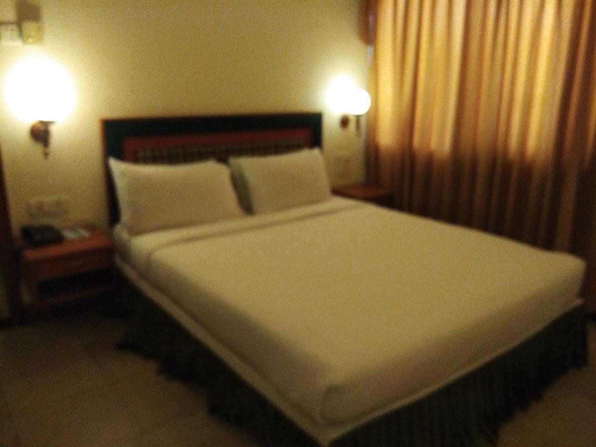 Hotel Pankaj 트리반드룸 외부 사진